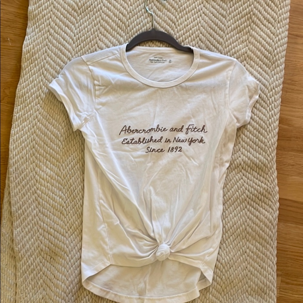 Abercrombie & Fitch XS white T shirt